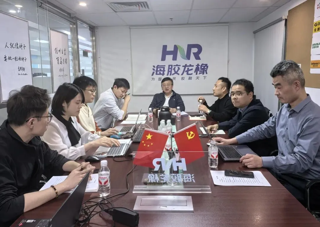 楊宇赴上海龍橡督導(dǎo)樹立和踐行正確政績(jī)觀學(xué)習(xí)教育工作